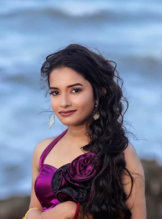 Bridal makeup gallery image